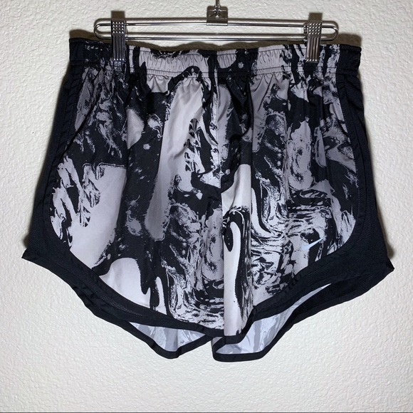 Nike Pants - Nike | Dri Fit Tempo Running Shorts